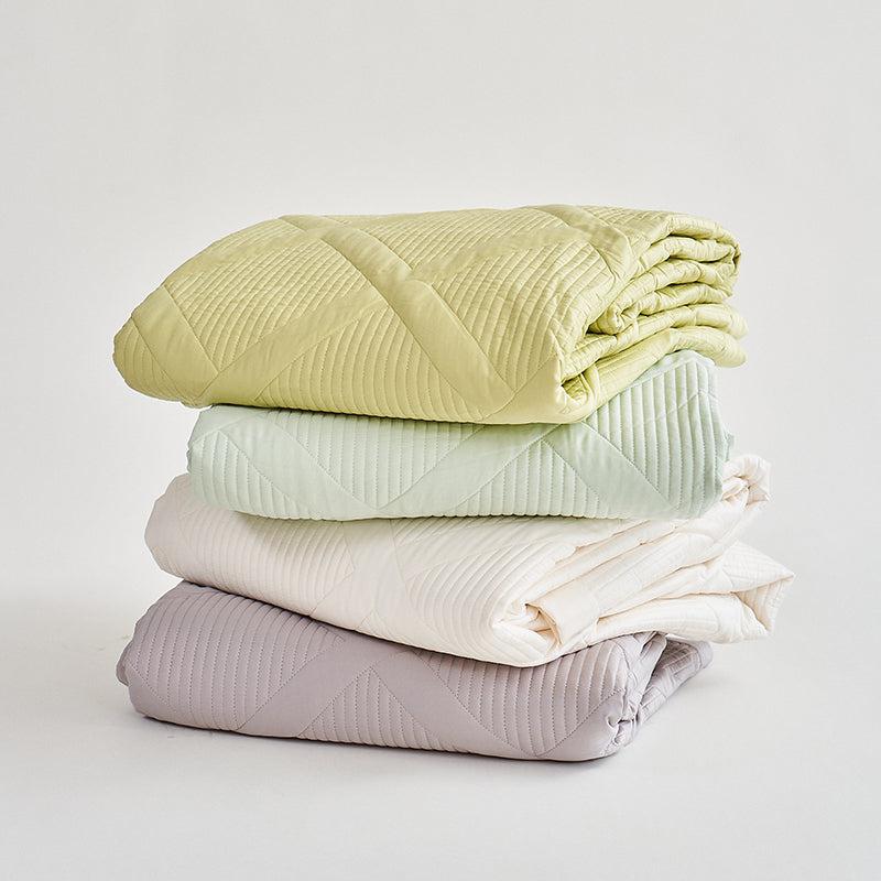 Momo - Cocoon Tencel Fiber Quilt-Textiles- A Bit Sleepy | Homedecor Concept Store