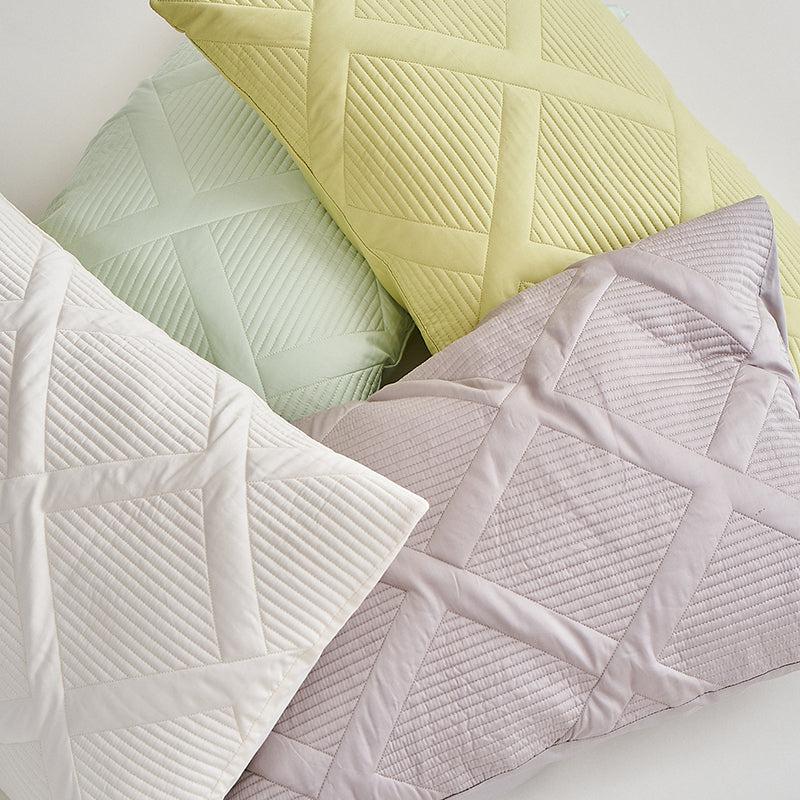 Momo - Cocoon Tencel Fiber Quilt-Textiles- A Bit Sleepy | Homedecor Concept Store