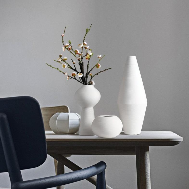 Modern Thread Plain Ceramic Vase-Furnishings- A Bit Sleepy | Homedecor Concept Store