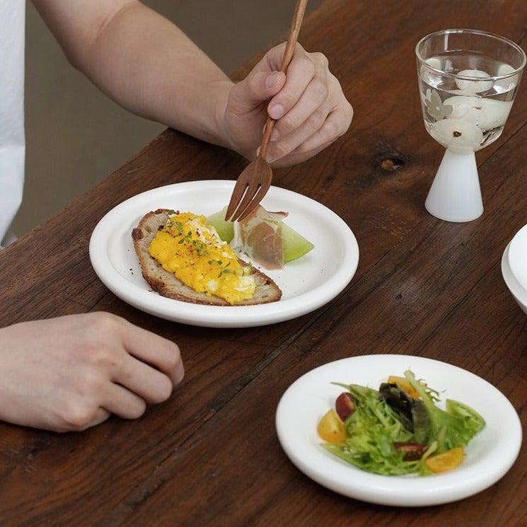 Momo - Plain White Revers Plate-Tableware- A Bit Sleepy | Homedecor Concept Store