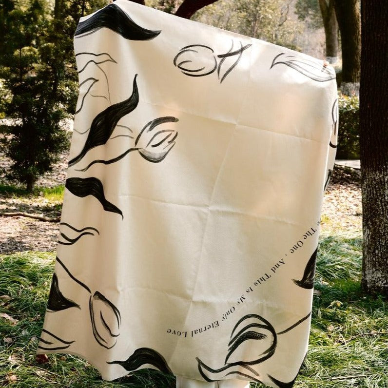 Momo - Tulip Waterproof Picnic Mat-Outdoor- A Bit Sleepy | Homedecor Concept Store