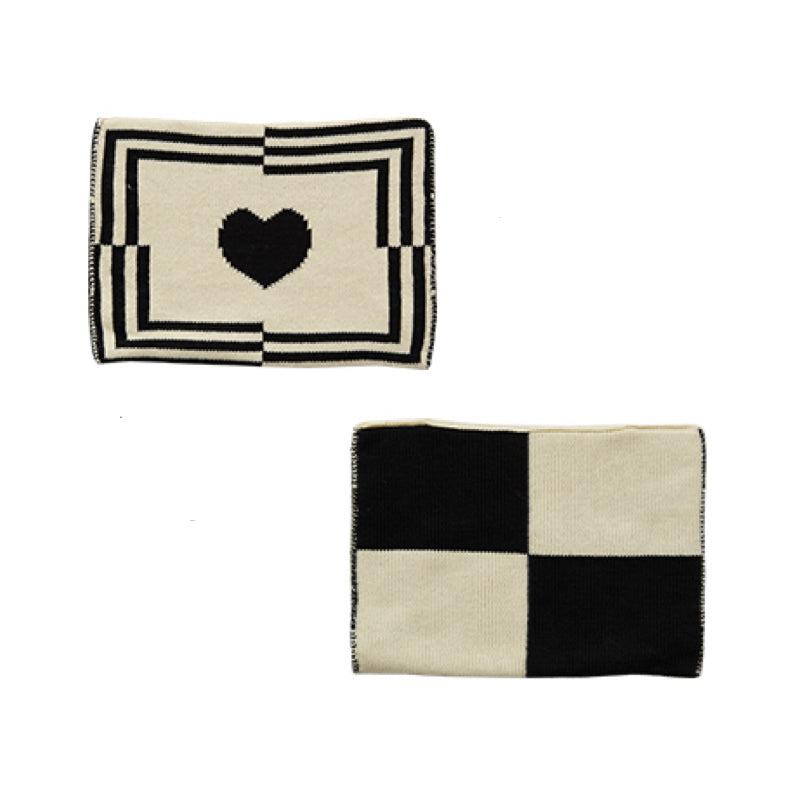 Momo - Wonderland Big Heart Knit Tissue Holder-Furnishings- A Bit Sleepy | Homedecor Concept Store