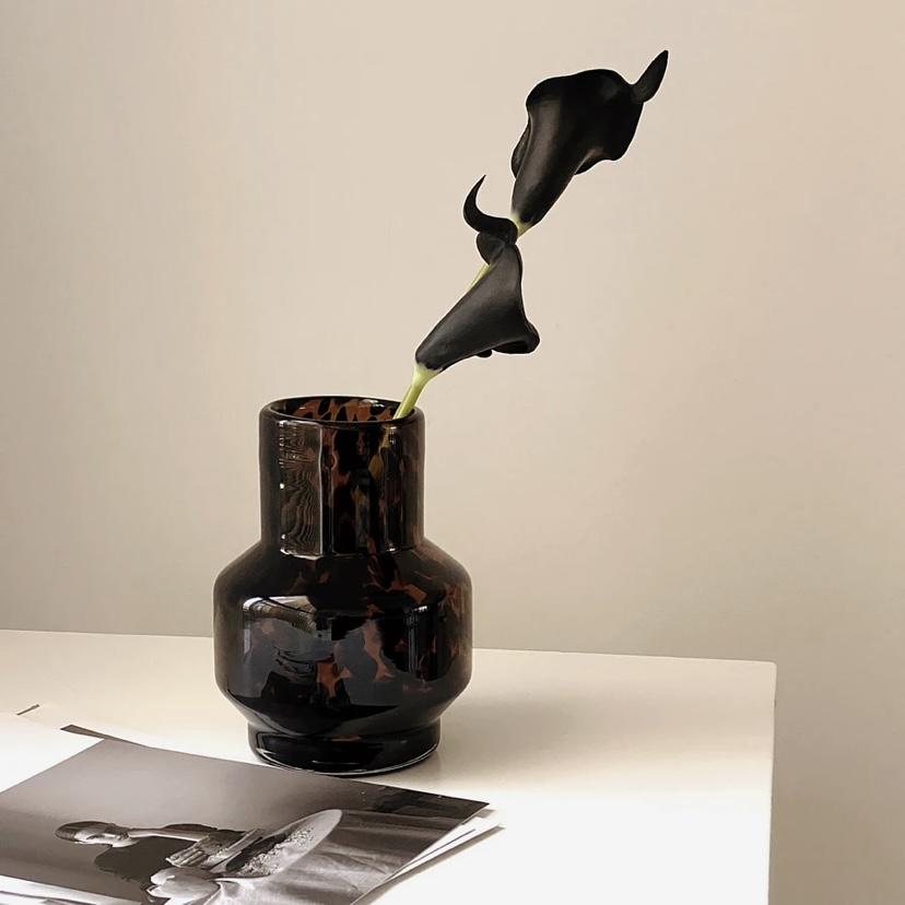 Monica Vase in Tortoiseshell-Furnishings- A Bit Sleepy | Homedecor Concept Store
