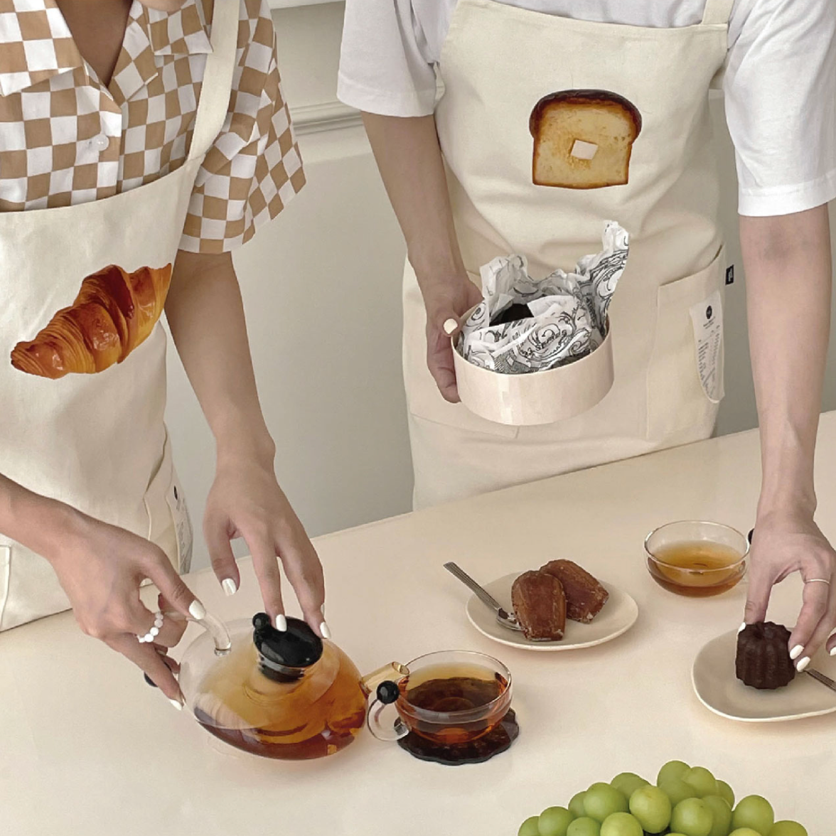 More - Bread Cotton Apron-Kitchenware- A Bit Sleepy | Homedecor Concept Store