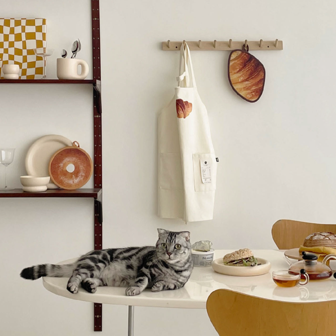 More - Bread Cotton Apron-Kitchenware- A Bit Sleepy | Homedecor Concept Store